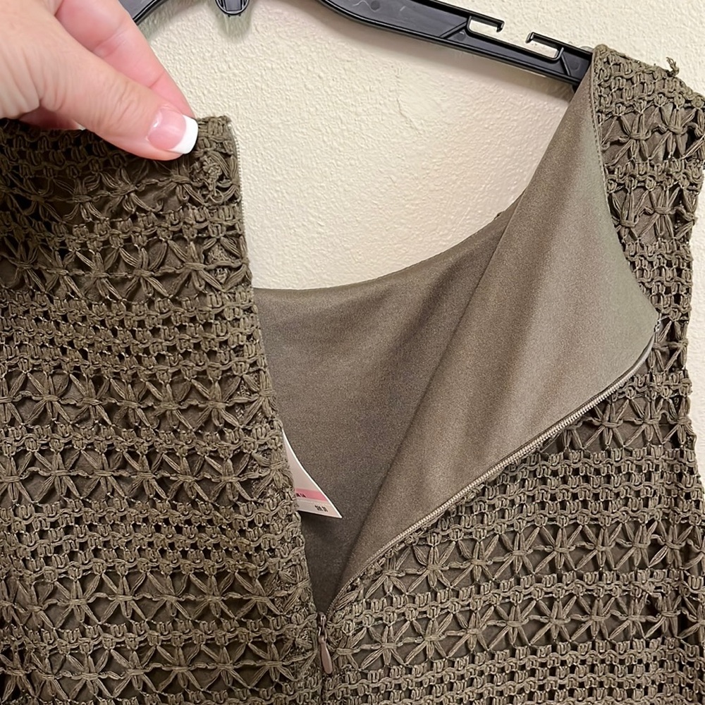 NWT!  Anne Klein Army Green Crochet Dress - Picture 7 of 14